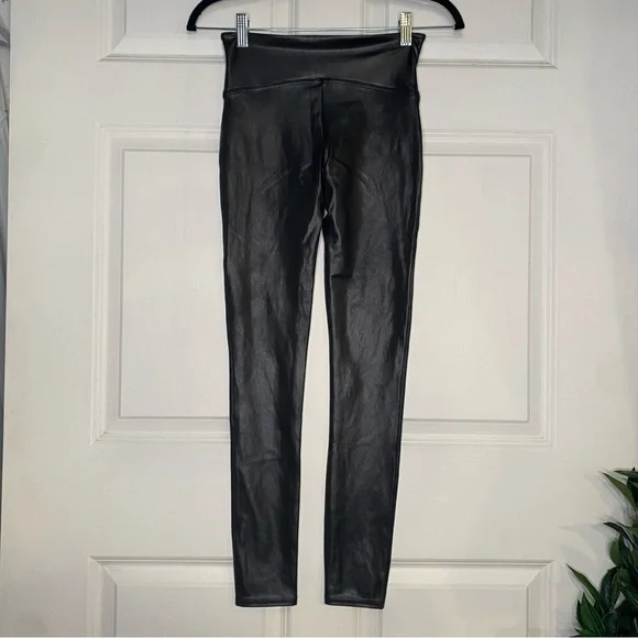 Spanx Faux Leather Leggings in Black Size Small New With Tags - Picture 2 of 7